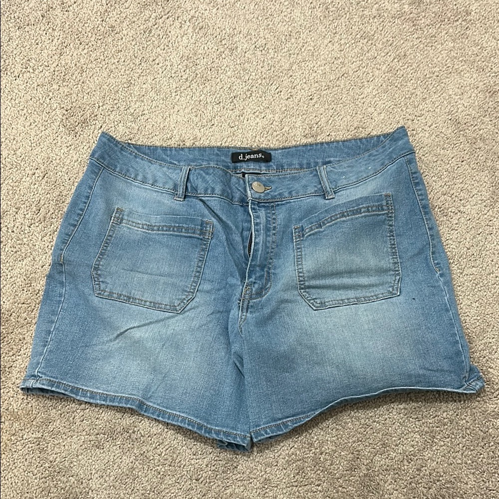 d. jeans Blue Jean Shorts with Frayed Hem and Stretch